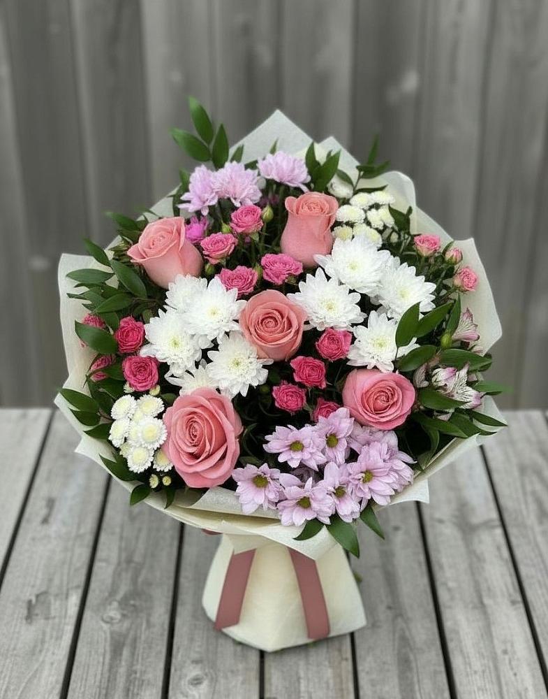 Букет цветов из: Альстромерии, Гвоздики, Розы и Хризантемы в Нязепетровске