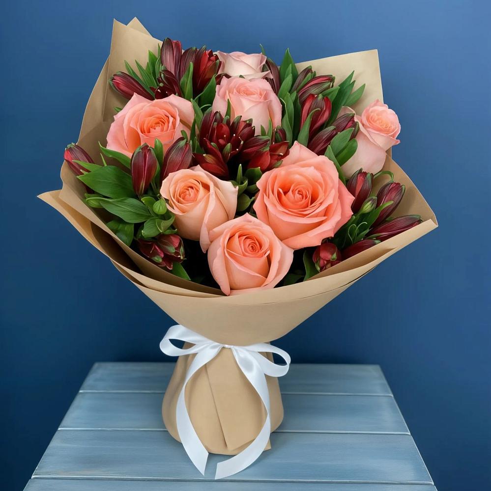 Букет цветов из: Розы и Альстромерии в Нязепетровске