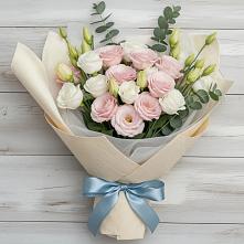 Букет цветов из:  Лизиантусы в Нязепетровске
