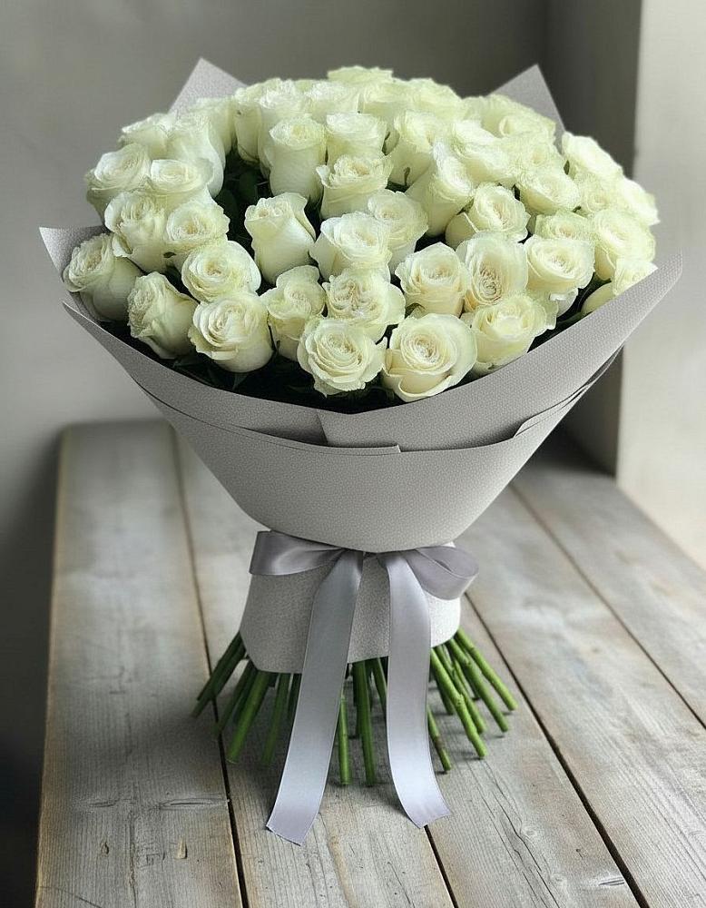 Букет 35 Белых роз в Нязепетровске