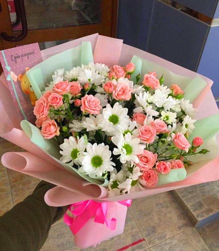 Букет цветов из: Розы и Хризантемы в Нязепетровске