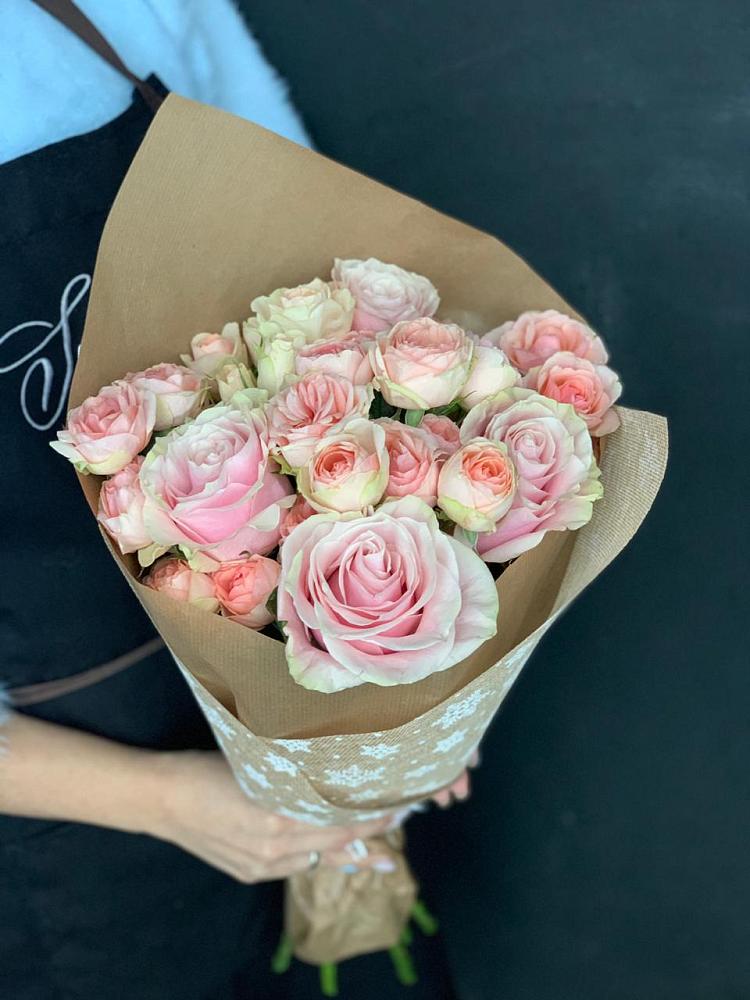 Букет цветов из: Хризантемы и Розы в Нязепетровске