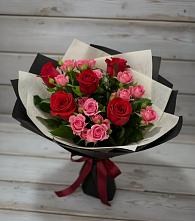 Букет цветов из:  Розы в Нязепетровске