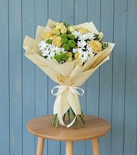 Букет цветов из:  Хризантемы и Розы в Нязепетровске