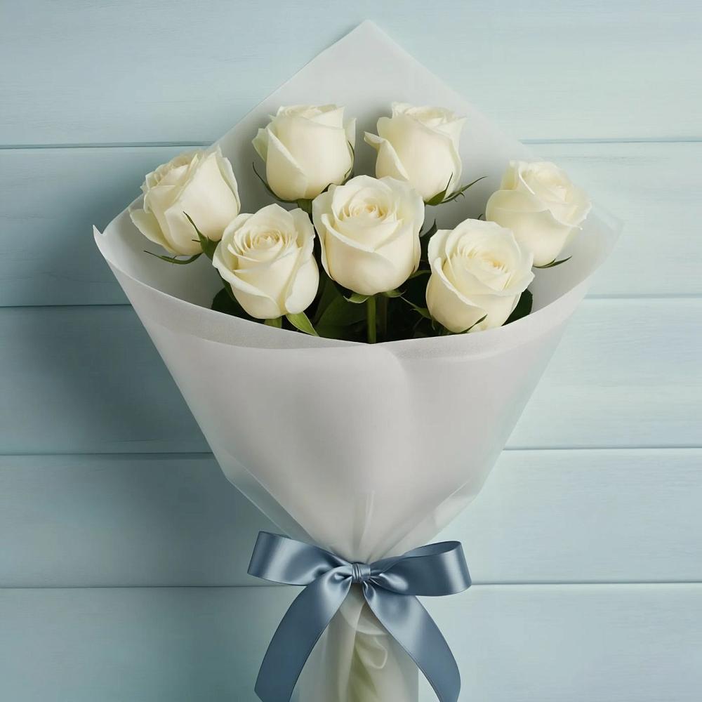 Букет 7 Белых роз Эдлесс Лав в Нязепетровске
