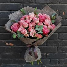 Букет цветов из:  Розы #REPLACE_PRED# Нязепетровске
